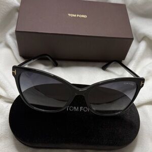 Tom Ford Black Oversized Cat-Eye Sunglasses